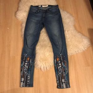 Miss Me Vintage Skinny Jeans Size 26